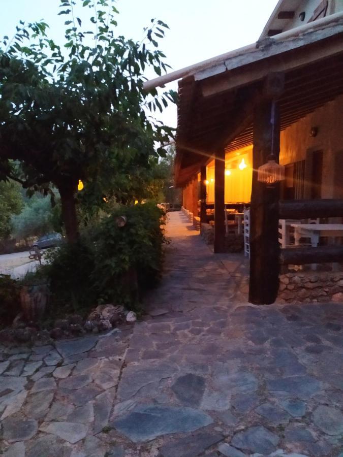 Bed and Breakfast Chorros Del Rio Mundo Риопар Экстерьер фото